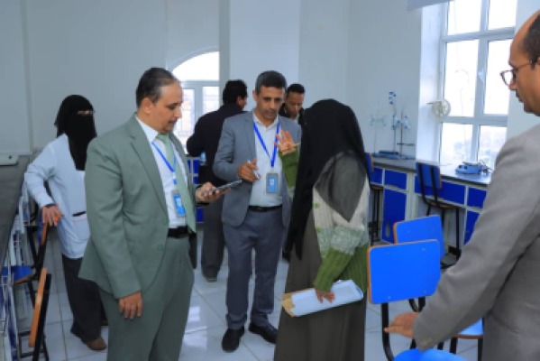 ألبوم صور خاص بالنزول الميداني لتقييم ومتابعة البرامج الأكاديمية بجامعة الرازي حجة  الاحد ١٦ نوفمبر ٢٠٢٥م