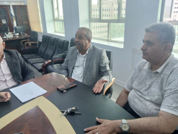 رئيس مجلس الاعتماد الأكاديمي يترأس اجتماع اللجنة الإشرافية لإعداد توصيف برنامج الطب والجراحة