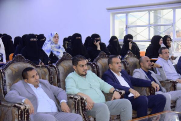 ألبوم صور خاص  بالنزول الميداني لفريق المراجعين الخارجيين للاعتماد البرامجي لبرنامج الطب المخبري بجامعة الملكة أروى للفترة من ٤ -٦ مايو
